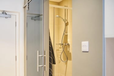 1 bed studio, Curzon Street, Hockley, Nottingham, NG31BE - Image 2